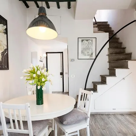 Unique View Over St. Peter's Dome! דירה *