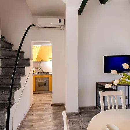 Unique View Over St. Peter's Dome! דירה